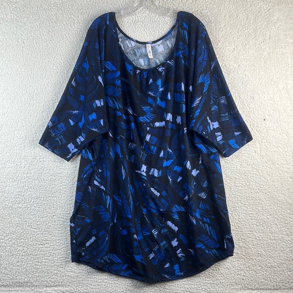 NWOT 24 Seven Womens Blue Black Abstract Print 3/4 Sleeves Boat Neck Top PLUS 3X - Picture 1 of 10